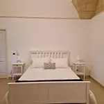 Lejlighed Al Centro Di Le Due Rose-con Patio Privato Lecce