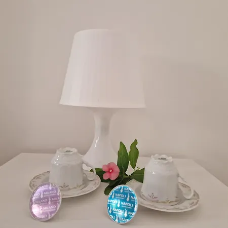 Al Centro Di Le Due Rose-con Patio Privato アパート *