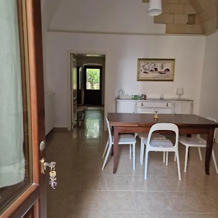 Al Centro Di Le Due Rose-con Patio Privato アパート *