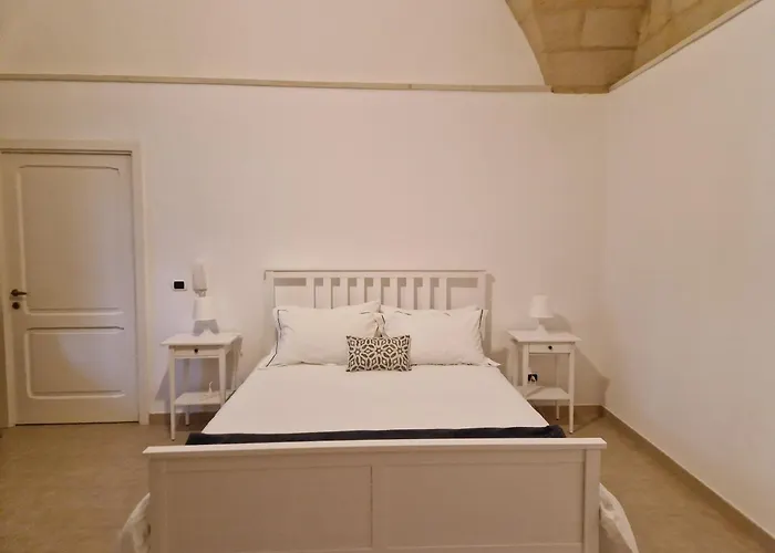 Apartament Al Centro Di Le Due Rose-con Patio Privato Lecce