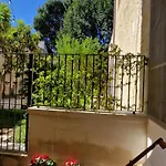 Al Centro Di Le Due Rose-con Patio Privato ليتشي