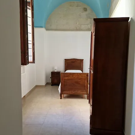 Al Centro Di Le Due Rose-con Patio Privato Daire Lecce