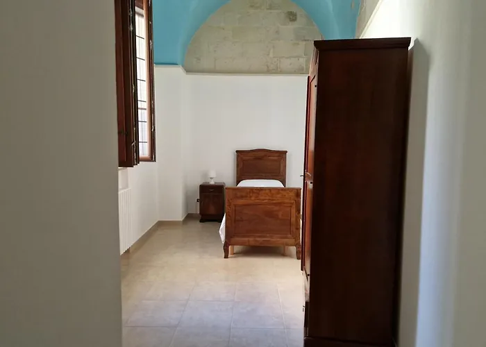 Al Centro Di Le Due Rose-con Patio Privato Apartment Lecce